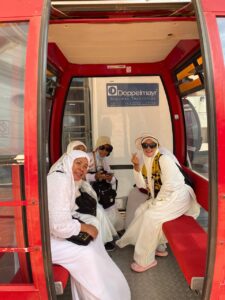 Mau Umroh Sekaligus Wisata? Cek Paket Umroh Plus Dubai Harga Termurah 2025 Ini